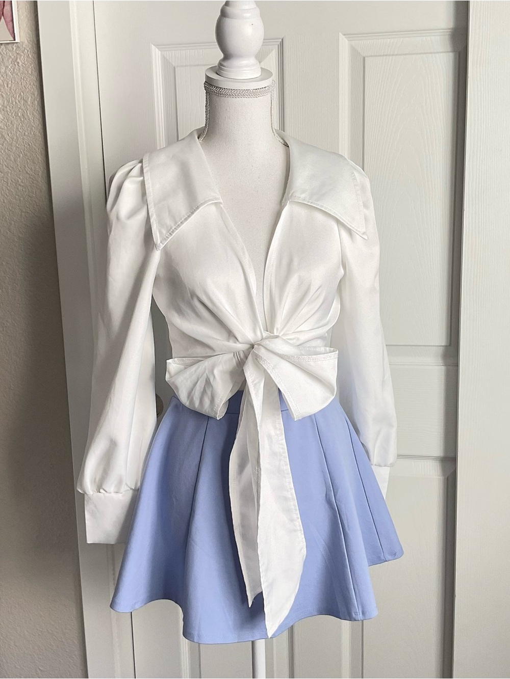 White Collared Tie-Front Cropped Blouse
